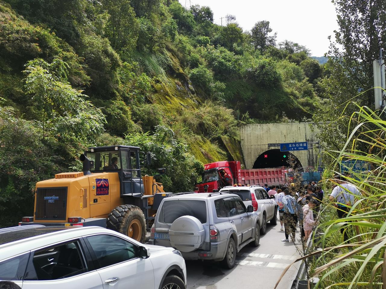 聽聞車禍緊急救援，見義勇為顯國企擔(dān)當(dāng)