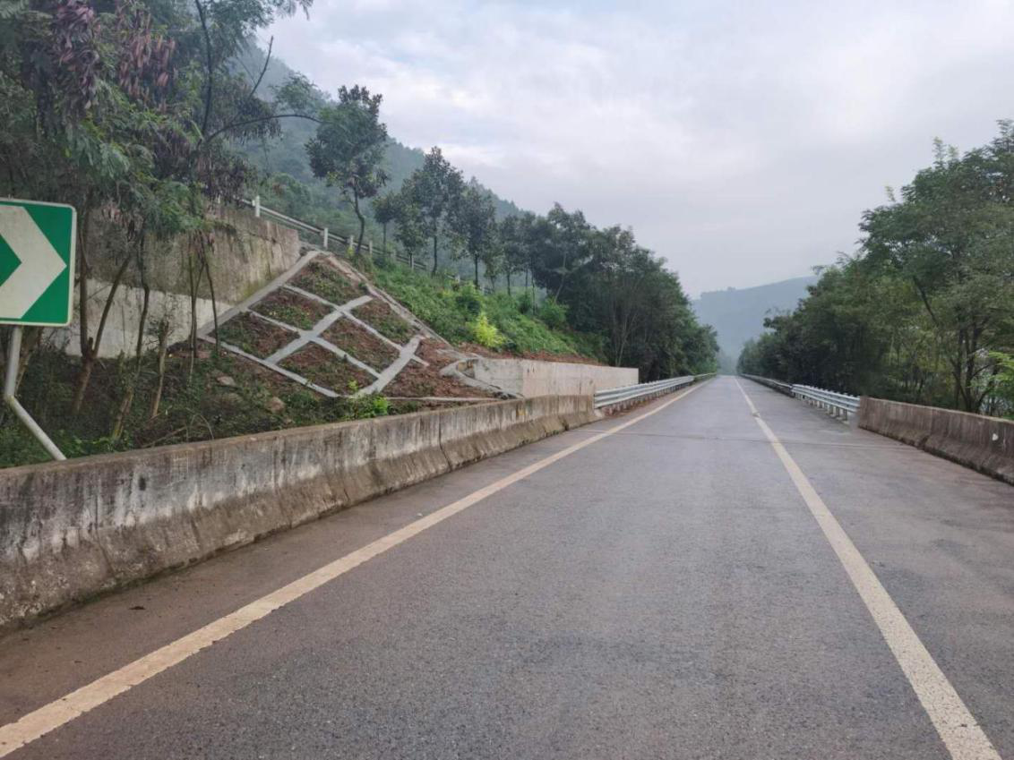廣巴高速公路雙向K369+882-K369+942段及正直互通D匝道水毀搶險工程順利完工