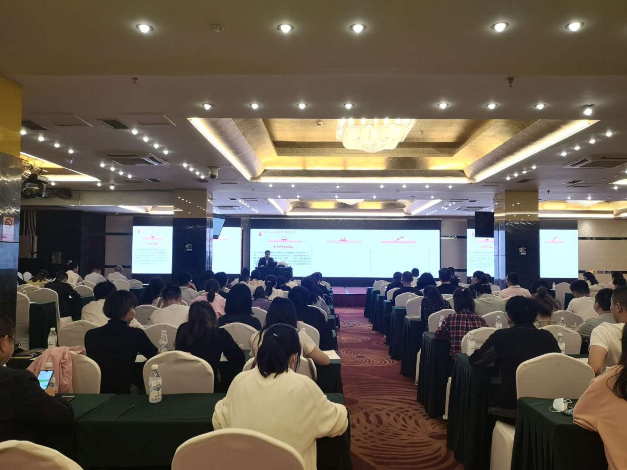 公司《中華人民共和國(guó)民法典》普法培訓(xùn)順利結(jié)束