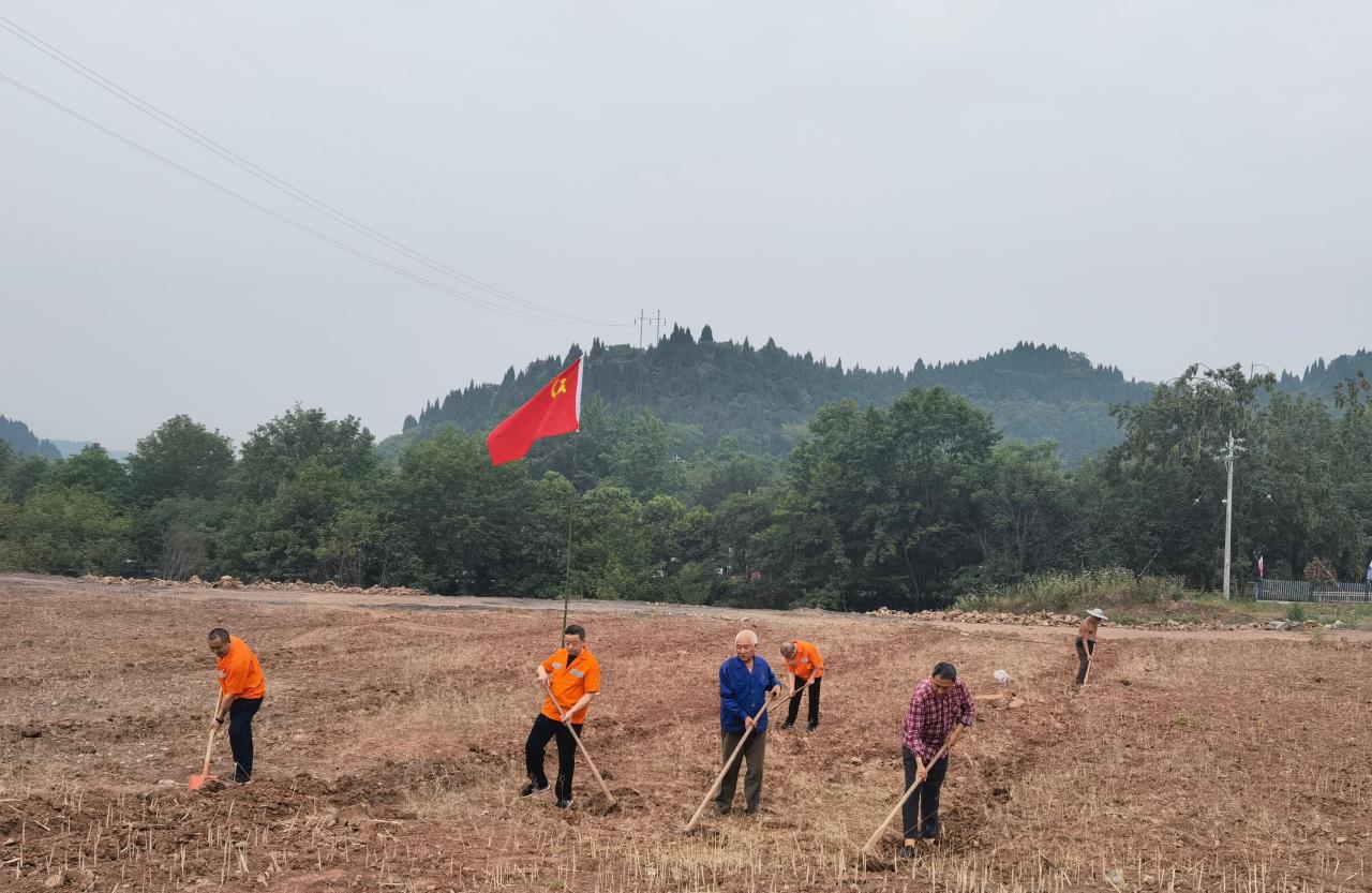學(xué)黨史踐初心 辦實事解難題 ——四川交建川中養(yǎng)護項目部扎實推進“我為群眾辦實事”實踐活動