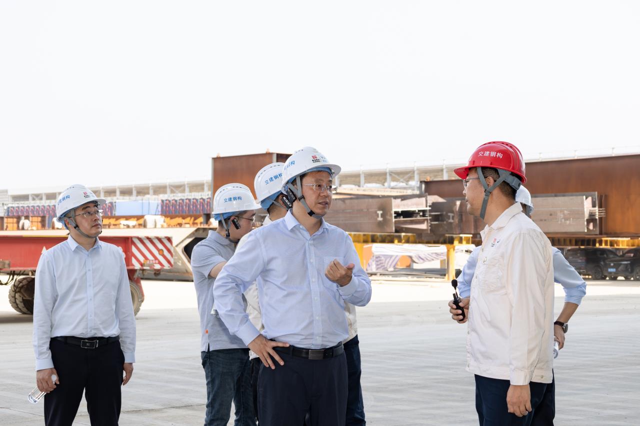 四川路橋黨委委員、紀委書記焦利軍 帶隊到交建集團項目一線調(diào)研指導工作